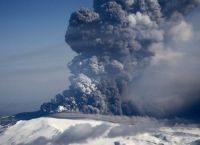 O volcán islandés Eyjafjalla