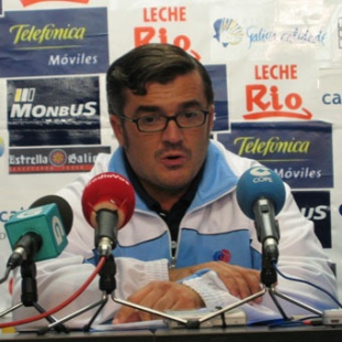 Paco García, adestrador do equipo
