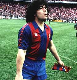 Maradona, cando xogaba no Barça, xa hai anos