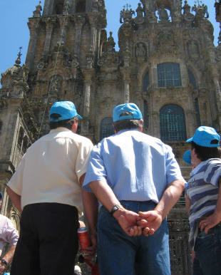 Os gandeiros manifestáronse perante na Praza do Obradoiro, perante a Catedral de Santiago