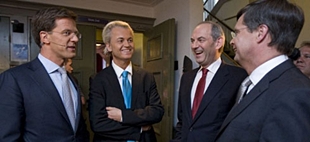 Desde a esquerda: Rutte, Wilders, Cohen e Balkenende