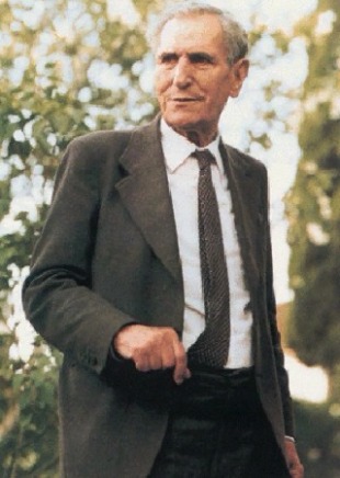 O escritor Miguel Torga