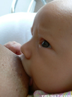 Un meniño mama. Flickr: Virginia Zuluaga
