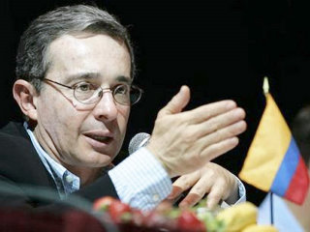 O presidente de Colombia, Álvaro Uribe