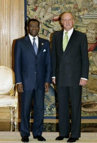 Obiang, co xefe do Estado Español, Juan Carlos de Borbón