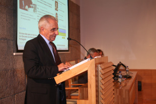 O profesor João Malaca Casteleiro é membro da Academia das Ciências de Lisboa e coordenador do Vocabulário Ortográfico da Língua Portuguesa