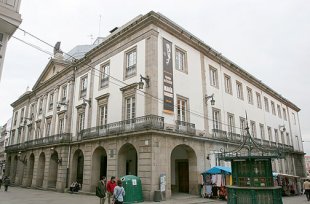 O Teatro Jofre de Ferrol e o Rosalía da Coruña acollerán senllos actos