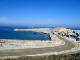 O Porto Exterior da Coruña precisará dun investimento que dobra o previsto inicialmente
