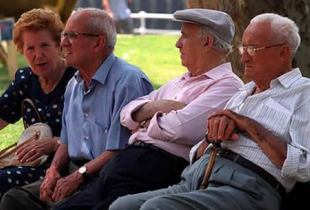 Un xubilado galego cobra un 16% menos que a media española