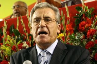 Os comunistas de Jerónimo de Sousa melloran lixeiramente os resultados de 2005 pero perden o pulso co Bloco de Esquerda