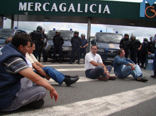 A presenza policial foi moi importante en todas as áreas comerciais de Santiago