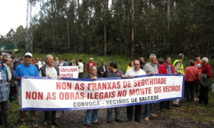 Imaxe dunha das manifestacións contrarias á ampliación da franxa da Brilat