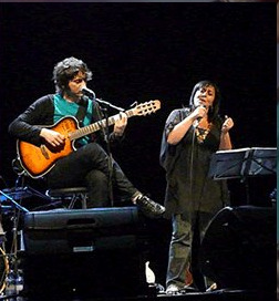 Imaxe de Martins e Uxia nun concerto en Ferrol