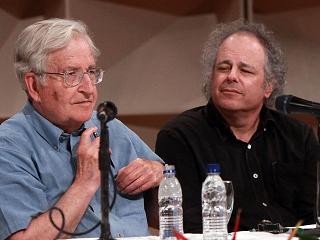 Conferencia de Noam Chomsky en Caracas