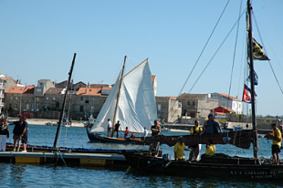 Estampas do Encontro de Embarcacións Tradicionais celebrado en Cambados en 2005