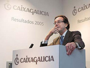 Caixa Galicia non descarta unha fusión a longo prazo. Na foto, Xosé Luis Méndez, presidente da entidade.