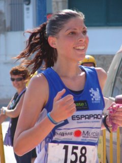 Cristina Gonz&aacute;lez durante unha carreira anterior