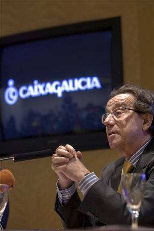 O desenvolvemento da Lei de Caixas e a crise económica comprometeron a participación das entidades de crédito galegas