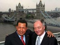 Chávez e Livingstone, nunha visita do primeiro a Londres