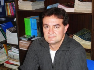 Roberto Mansilla