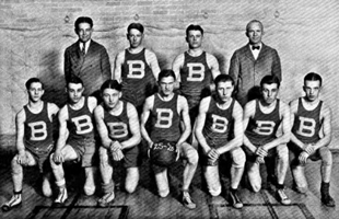 Antiga equipa de baloncesto dos EUA. Até a tempada 1950-51, non houbo xogadores 'negros' na NBA
