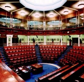 O Fianna Fáil parte como favorito nas enquisas