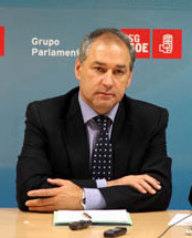 Tomé Roca fixo a denuncia no Parlamento