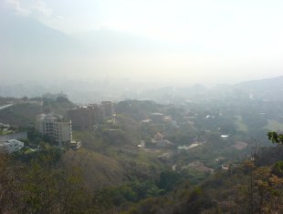 Nube de contaminación en Caracas