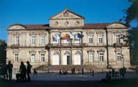 Na imaxe, sede da Deputaci&oacute;n de Pontevedra