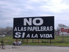 Cartel en Entre Ríos, na fronteira arxentina con Uruguai / Flickr: pablodavidflores