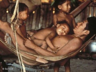 Familia Yanomani / Foto: Survival