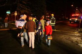 Bombeiros e policía desaloxaron varias familias da zona / Imaxe: Buffalo News