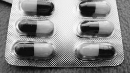 A Plataforma 'Non Grazas' aposta polo emprego de medicamentos xenéricos / Flickr: totoro_zine