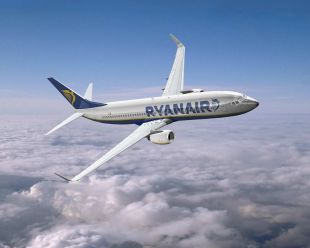 Un avión de Ryanair, a aeroliña cuxa base salienta este experto sería bo ter no Porto