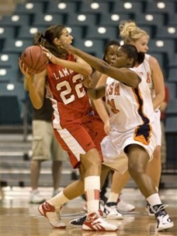 Tamara Abalde, a pasada tempada xogando nos EUA, co Universidade de Lamar