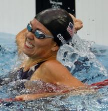 Natalie Coughlin celebra o seu ouro en 100m espalda