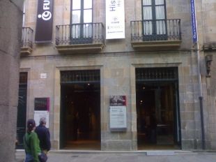 A sede da Fundación Caixa Galicia en Compostela, onde se prensetou o informe económico 2007