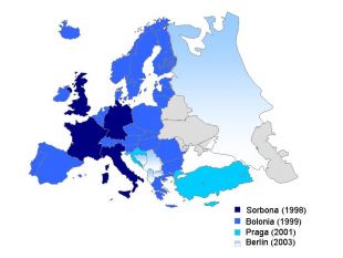 Mapa do proceso progresivo de adaptación a Boloña en Europa (clique ámbalas dúas imaxes para ampliar)