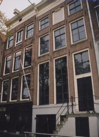 Unha imaxe da "casa de atrás", o edificio de oficinas onde se agocharon os Frank