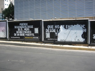 Propaganda anti-aborto / Flickr: Guapolo