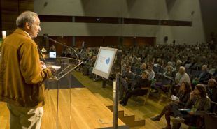 Aranguren, dando a conferencia inaugural do Congreso
