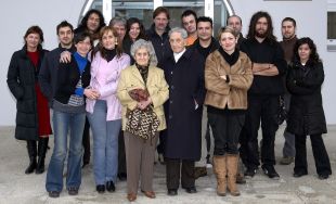 O equipo do documental, co propio Díaz Pardo