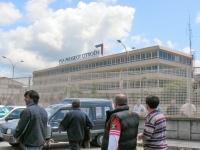 Os manifestantes cortaron os accesos a Citroën, este luns