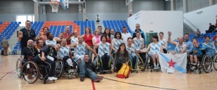 A irmandiña do baloncesto en cadeira de rodas, no Campionato Estatal por Autonomía (a súa estrea)