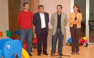 Bará e Adán co alcalde e o concelleiro de Cultura de Boiro