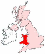 O País de Gales en vermello, dentro do mapa das illas británicas