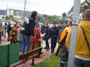A Policía cargou contra os veciños no porto de Ferrol, esta terza / Foto: Comité Cidadán de Emerxencia