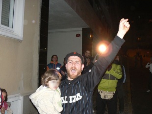 Un dos detidos esta quinta feira en Vigo, a súa saída da comisaría
