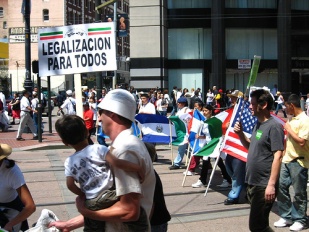 Manifestación pola  legalización da inmigración / Flickr: bradlindert