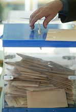 Os emigrantes portugueses só votan por correo nas eleccións á Assembleia da República